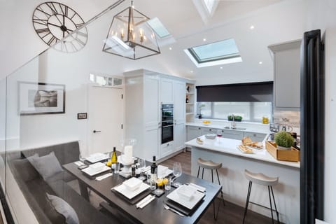 Stylish & Relaxing Split Level Open Plan Kitchen Dining Area.