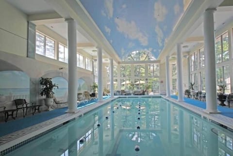 Indoor pool, seasonal outdoor pool, sun loungers