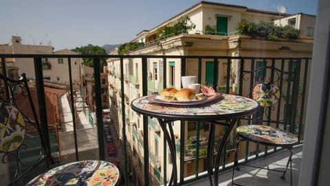 Room Teatro Politeama | Balcony view