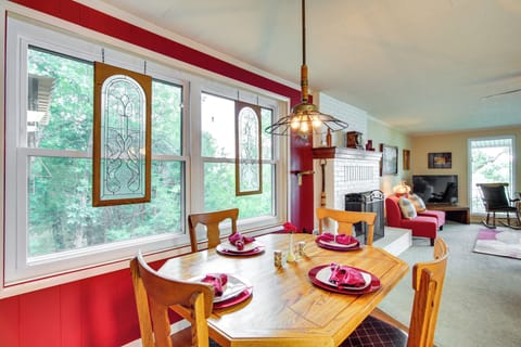 House (2 Bedrooms) | Interior