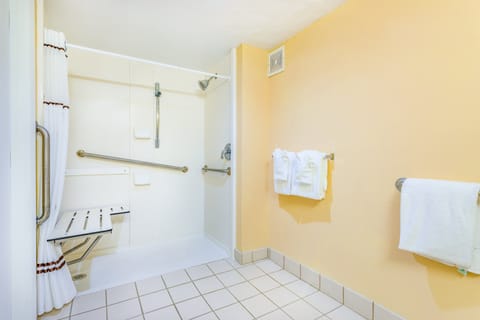 Room, 2 Queen Beds, Accessible, Ocean View | Bathroom | Eco-friendly toiletries, hair dryer, towels