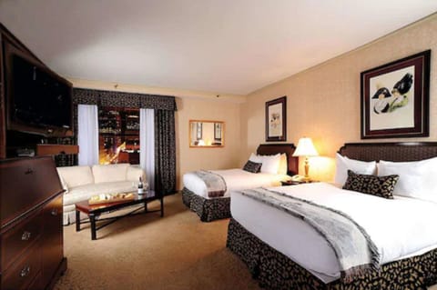 Luxury Room, 2 Double Beds, Non Smoking | Egyptian cotton sheets, premium bedding, down comforters, in-room safe