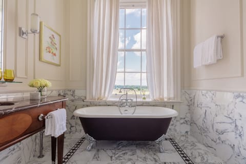 Grand Manor Room with one king bed | Bathroom | Separate tub and shower, deep soaking tub, designer toiletries