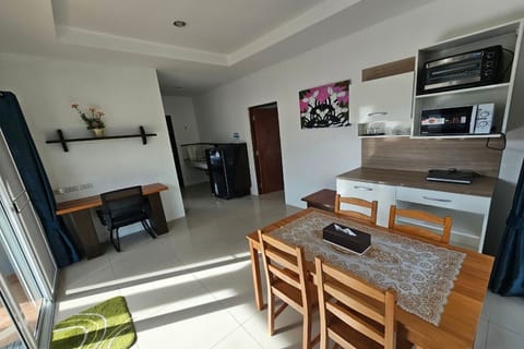 Room, 2 Bedrooms | Living area | 32-inch LCD TV with cable channels, TV