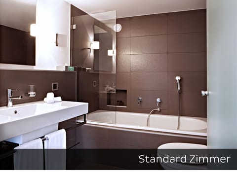 Standard Double Room | Bathroom | Free toiletries, hair dryer, bathrobes, slippers