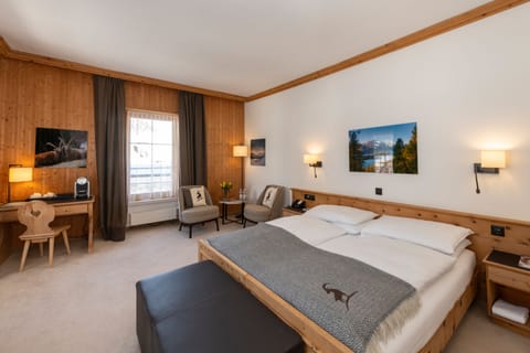 Deluxe Double Room | Minibar, in-room safe, free WiFi, bed sheets