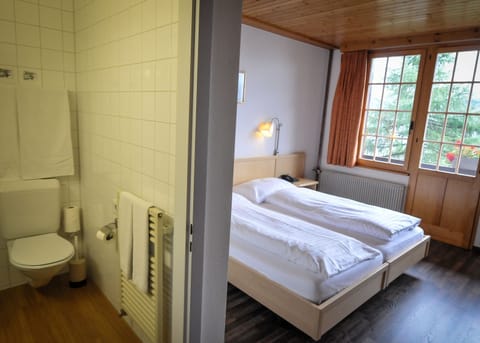 Superior Double Room, Balcony, Mountain View | Bathroom | Hair dryer, towels, soap, shampoo