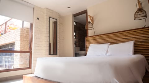 Double Ensuite | Free WiFi, bed sheets