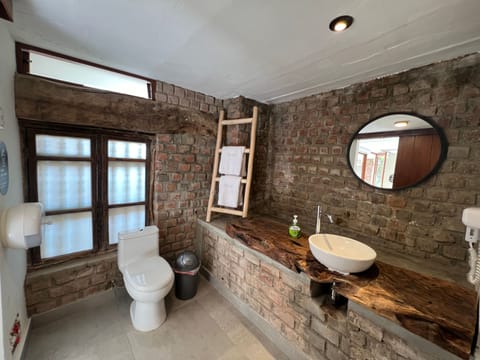 Double Ensuite | Bathroom | Shower, rainfall showerhead, soap, toilet paper