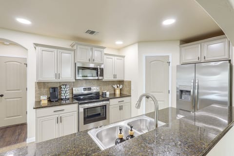 Kitchen | Dishwasher | Coffee Maker