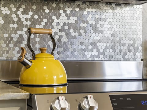 Delight in beautiful details like this elegant backsplash.