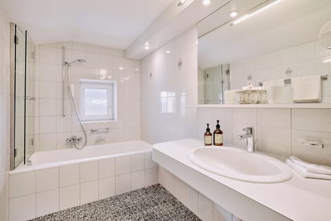 Free toiletries, hair dryer, bathrobes, slippers