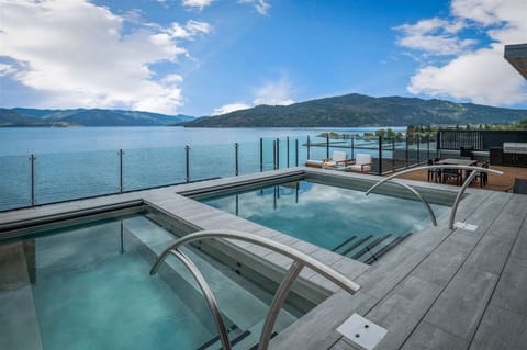 Exclusive access to rooftop hot tub and sitting pool and the VIEWS