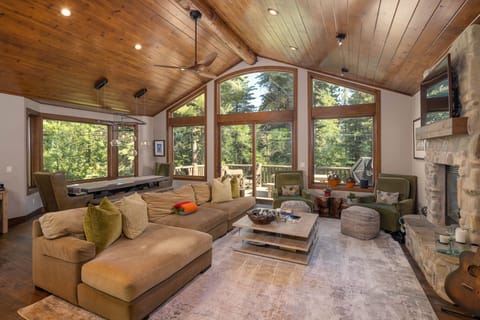 Polaris Living Area - Polaris Living Area