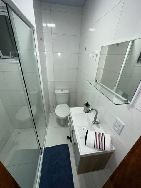 Comfort Apartment | Bathroom