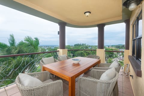 Condo, 2 Bedrooms | Outdoor dining