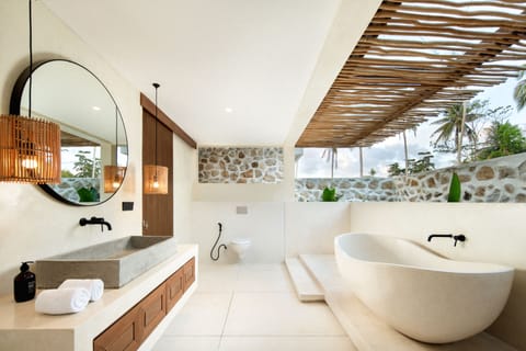 Villa, 1 King Bed, Private Pool | Bathroom | Rainfall showerhead, towels