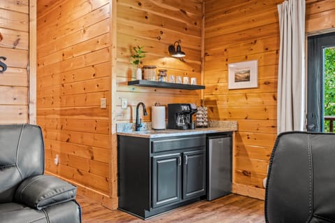 [theatre room] Wet bar for your favorite snacks/drinks, + a place for the basement bedrooms to make their own coffee in the morning