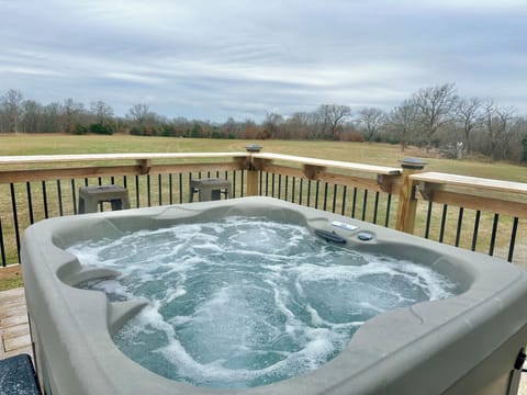 Newly Added Private Hot Tub!