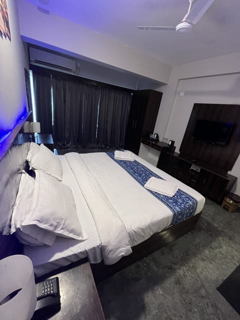 Deluxe Room | Egyptian cotton sheets, premium bedding, free WiFi, bed sheets