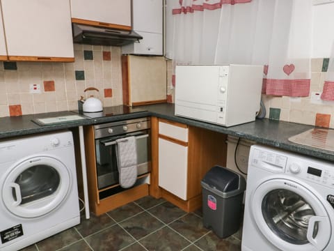 Fridge, dishwasher, electric kettle, toaster