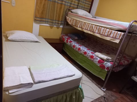 Basic Triple Room | Down comforters, desk, laptop workspace, free WiFi