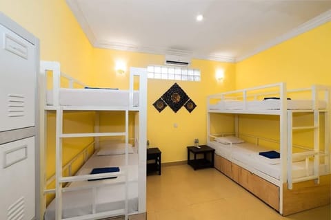 Basic Shared Dormitory | In-room safe, free WiFi