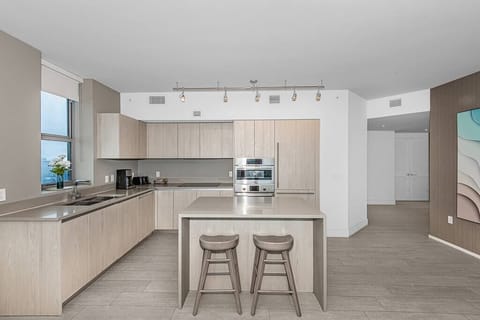 36878cfc 70ba 42c8 9544 5f153ab97b65