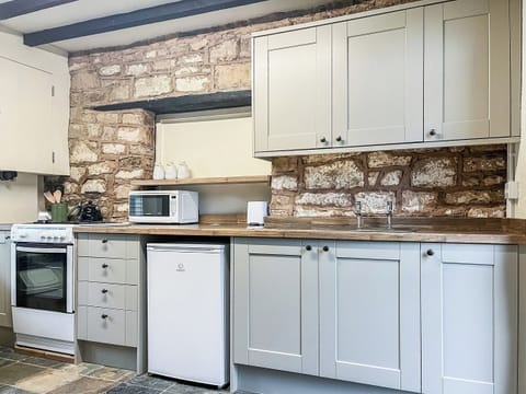Kitchen | Meadow View Cottage, Whatstandwell, near Matlock