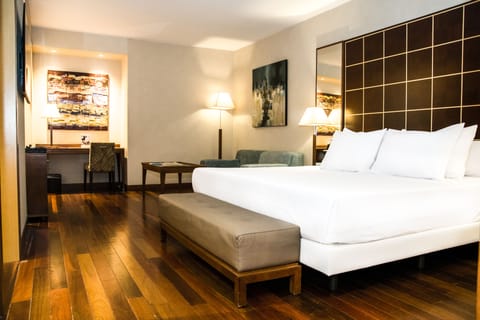 Junior Suite | Premium bedding, minibar, in-room safe, desk