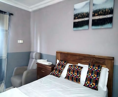 Standard Single Room | Soundproofing, iron/ironing board, free WiFi, bed sheets