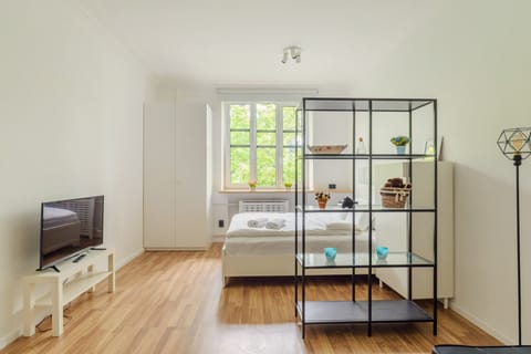 Basic Apartment | Interior