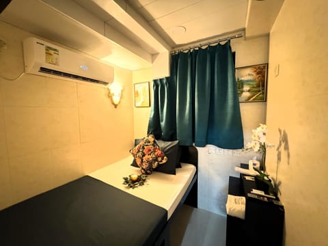 Standard Double Room | In-room safe, desk, free WiFi