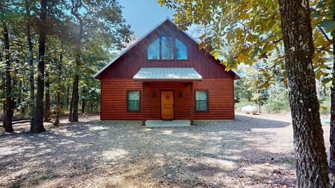 Rufus Roost-Exterior