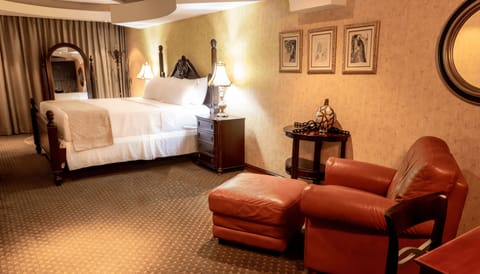 Grand Suite | Premium bedding, in-room safe, desk, iron/ironing board