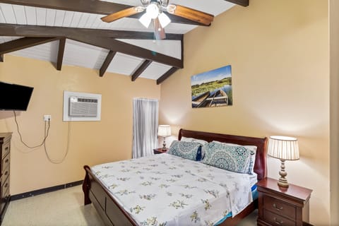 Condo, 1 Bedroom | 1 bedroom, iron/ironing board, free WiFi