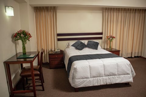 Premium Room | Desk, iron/ironing board, free WiFi, bed sheets