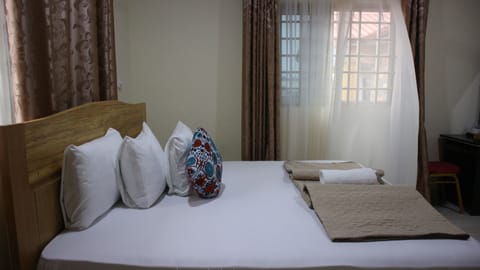 Deluxe Room | Desk, soundproofing, free WiFi, bed sheets