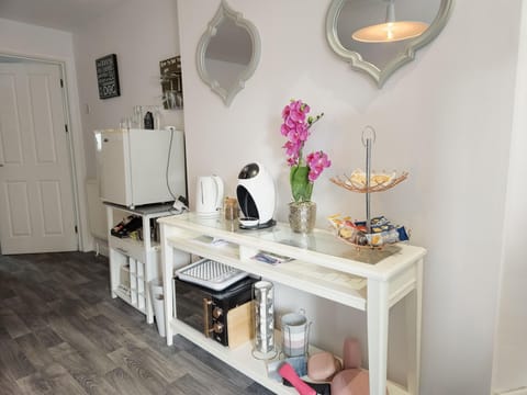 Portway Nook - 1 Bedroom Studio - Bishopston (5653)