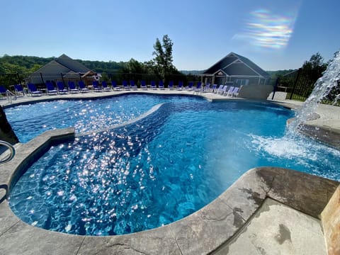 This pool is awesome!!