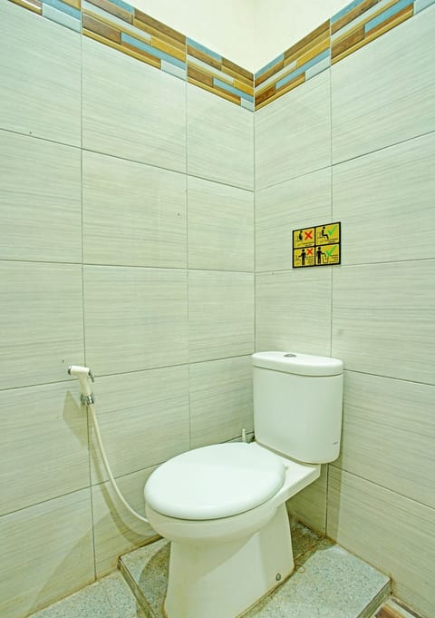 Deluxe Double Room | Bathroom | Shower, soap