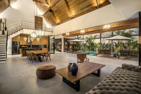 Deluxe Villa, 4 Bedrooms, Private Pool, Pool View | Living area | 32-inch Smart TV with digital channels