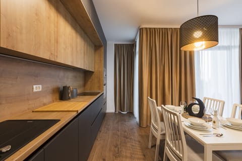 Premier Apartment | Living area