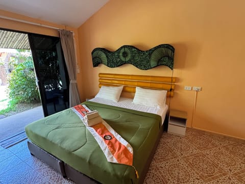 Comfort Double Room, 1 Double Bed, Garden View | Minibar, in-room safe, individually decorated, individually furnished