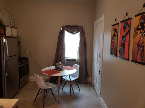 Kitchen table for 2, perfect for an evening of dining in.