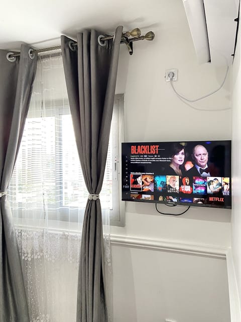 Premium Double Room | Television