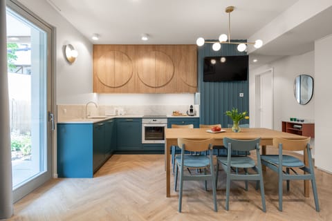 Superior Apartment | Private kitchen | Fridge, stovetop, dishwasher, espresso maker
