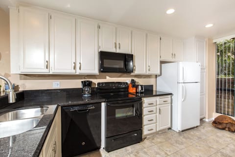 Condo, Multiple Beds, Pool Access, Garden View (A11) | Private kitchen | Fridge, microwave, oven, stovetop