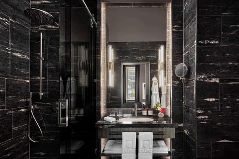 Suite (Grand Hansa) | Premium bedding, minibar, in-room safe, desk