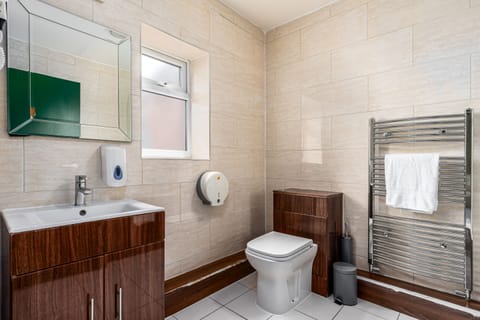 Standard Studio, Private Bathroom | Bathroom